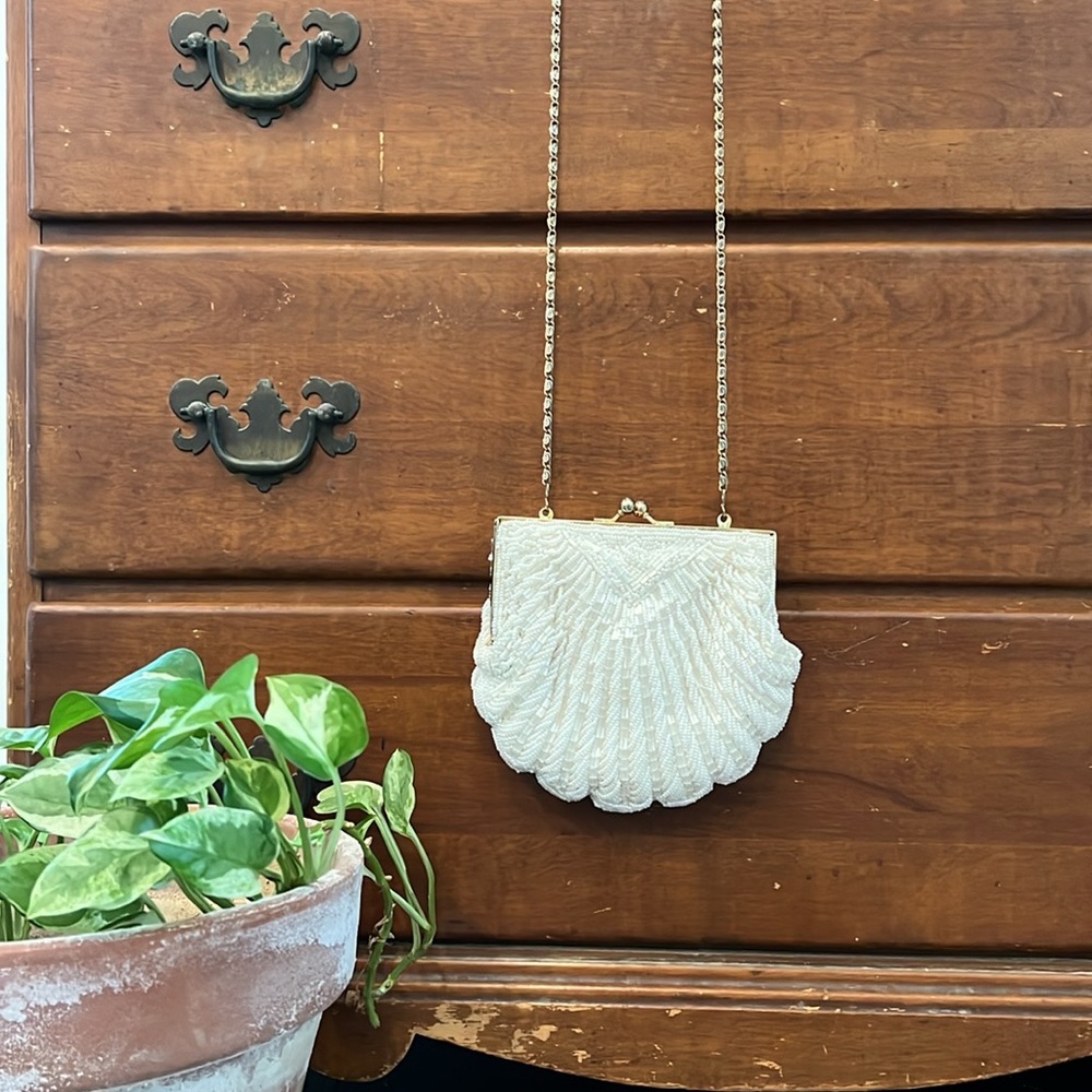 Vintage La Regale white, beaded purse with strap